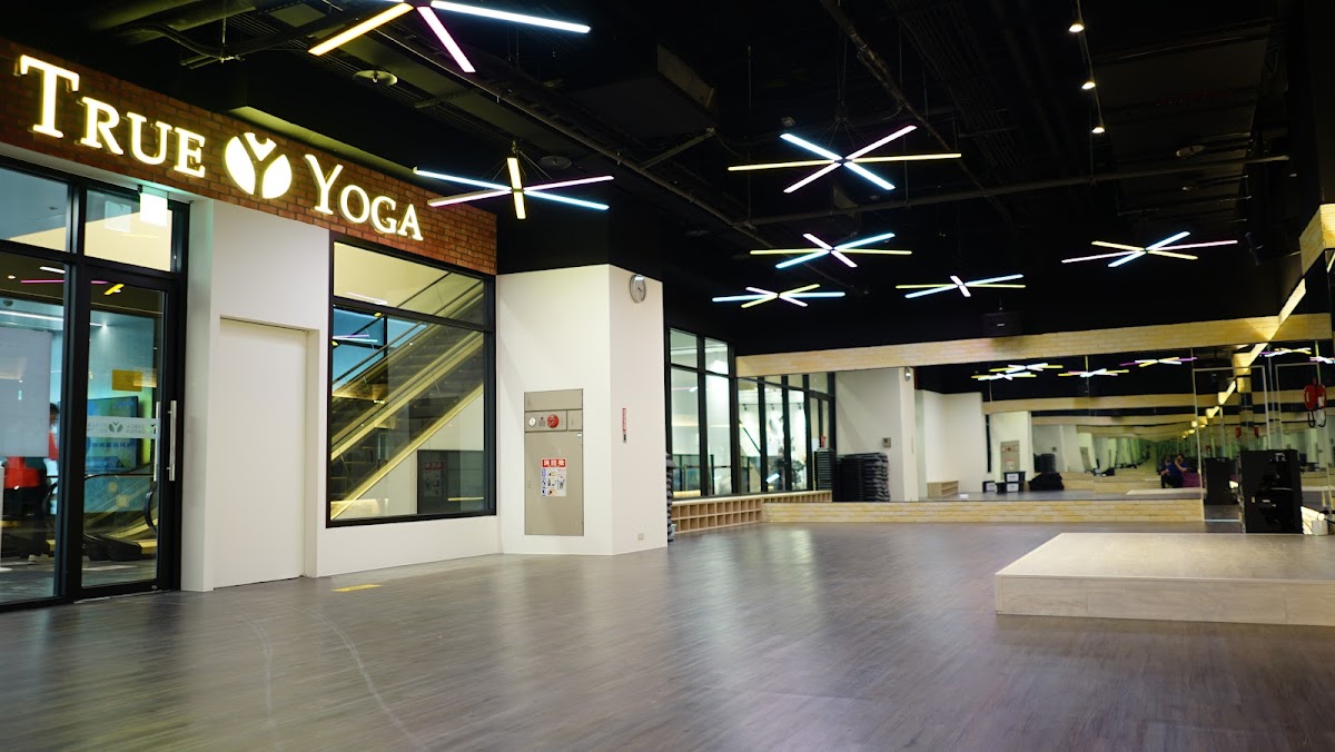 YOGA EDITION 台中瑜珈舞蹈會館 店內環境照片 4
