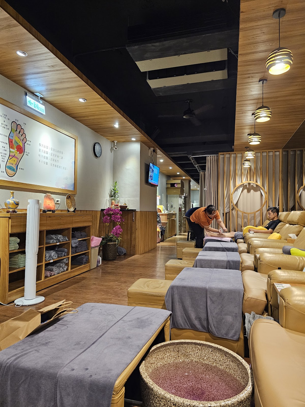 黃金腳足體養生會館 店內環境照片 4