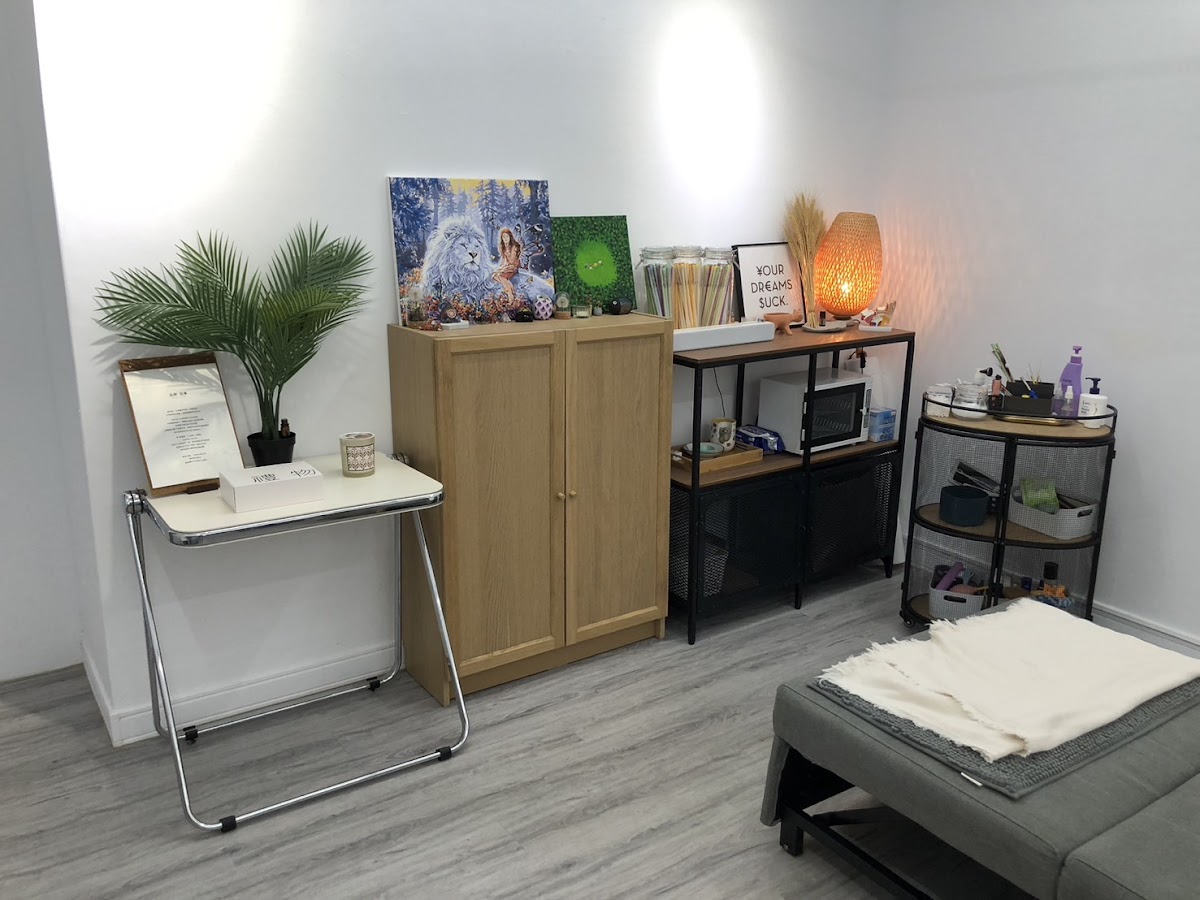 北屯采耳 Ears hsuan 藝耳軒（台中采耳推薦）專業采耳 / 耳燭SPA / 銀珠洗眼 / 兒童耳道清潔 /頭部舒壓/臉部撥筋/ 耳結石/采耳教學 店家封面照片