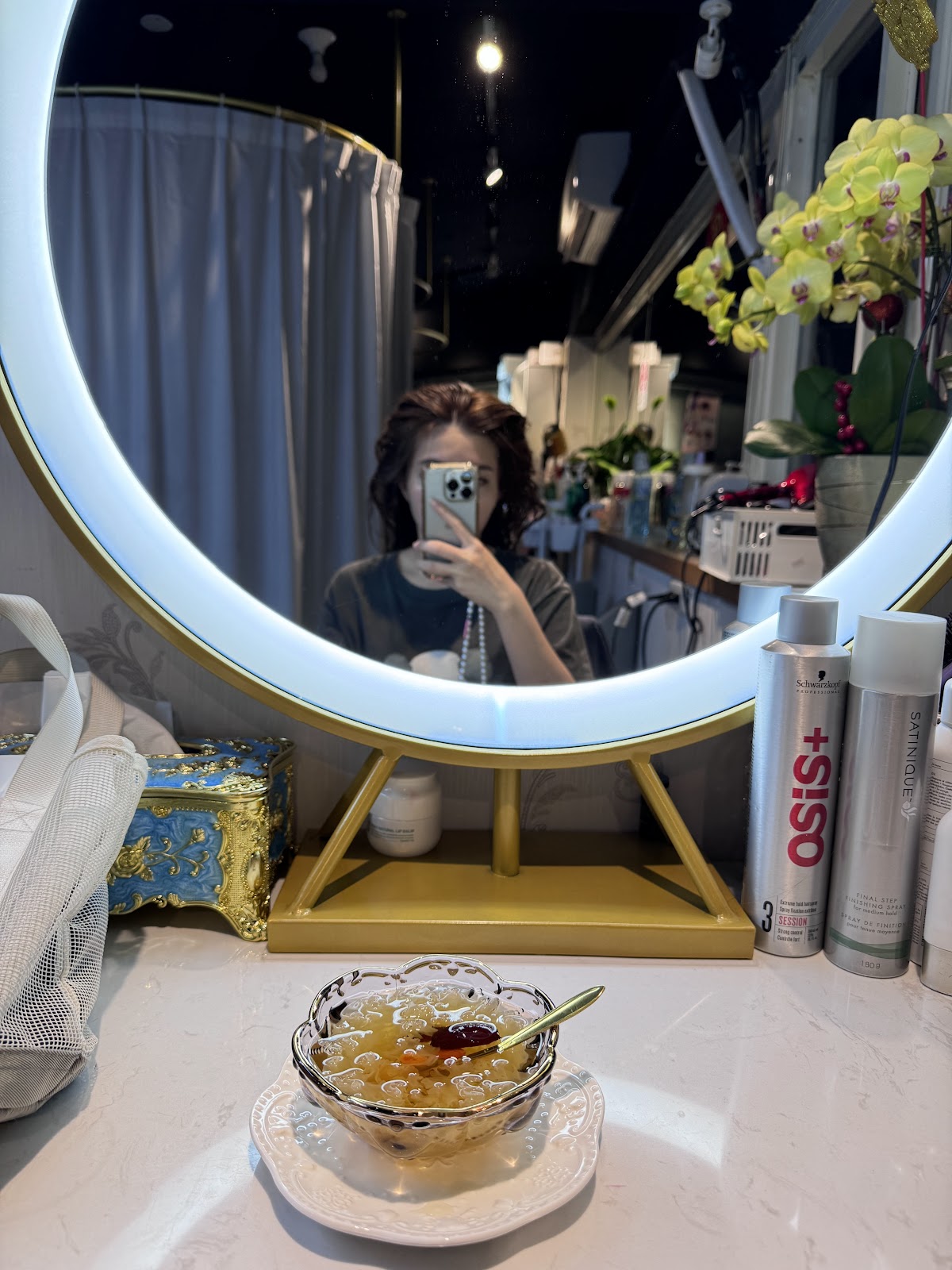 朵渼整體造型/剪髮/燙髮/染髮/接髮/假髮/美甲/美睫/ 24H 店內環境照片 4