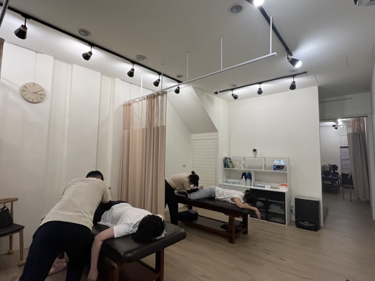 德威傳統整復推拿 店內環境照片 2