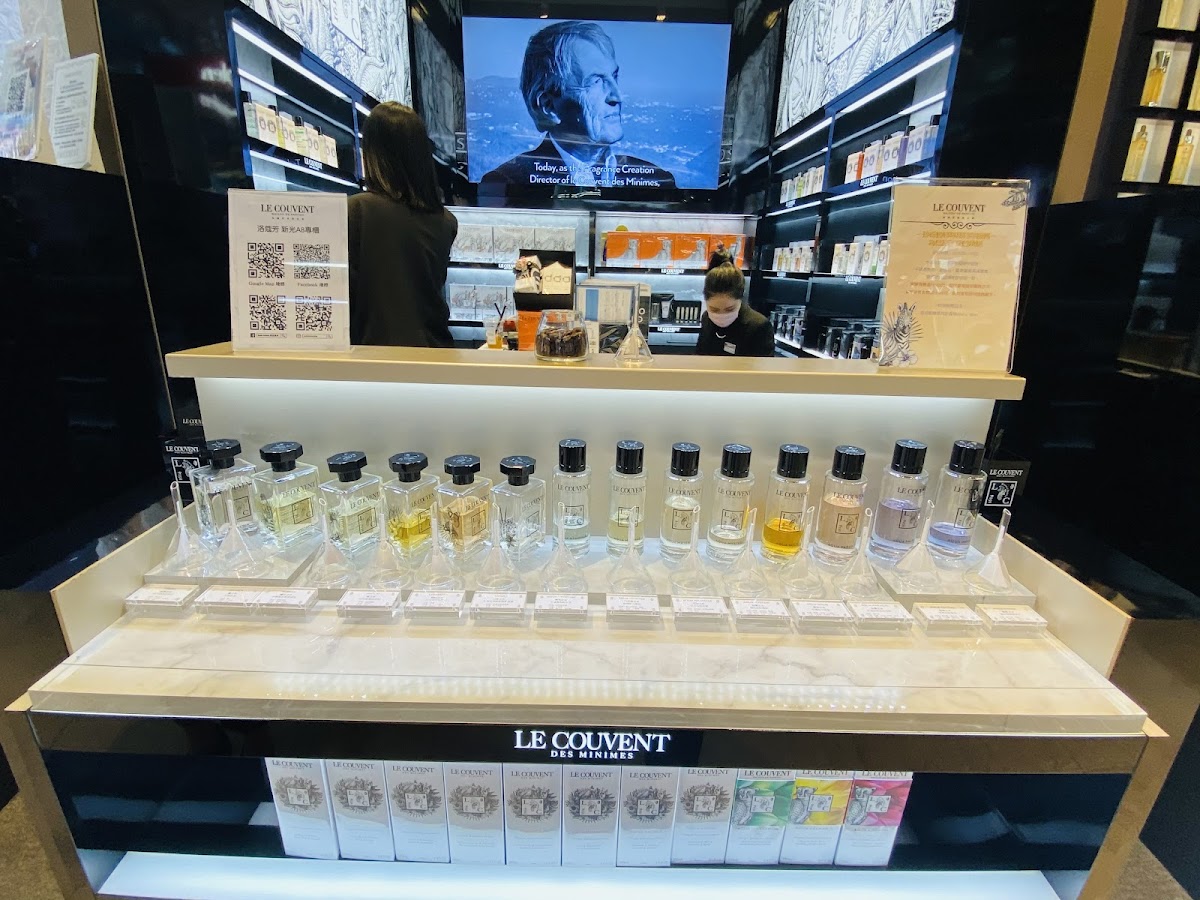 BeyondSenses 沙龍香水 遠百信義A13 2F 店內環境照片 5