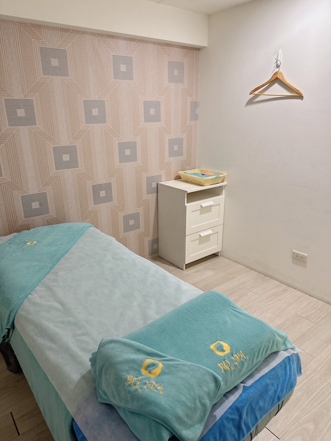 BQ美麗智慧SPA _ 桃園館 ｜桃園藝文SPA中心 ｜全身精油按摩 ｜SPA按摩 ｜無痛清粉刺｜孕婦按摩 ｜淋巴按摩SPA ｜臉部按摩 店內環境照片 3