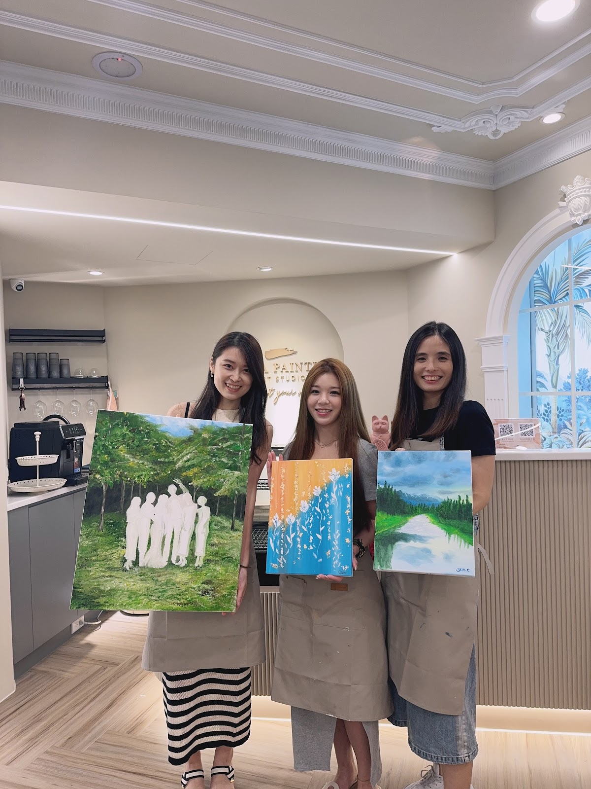 艾瑪畫室 AMMA PAINTING - 成人油畫｜兒童美術｜金箔畫｜畫畫包場｜場地租借 店內環境照片 5