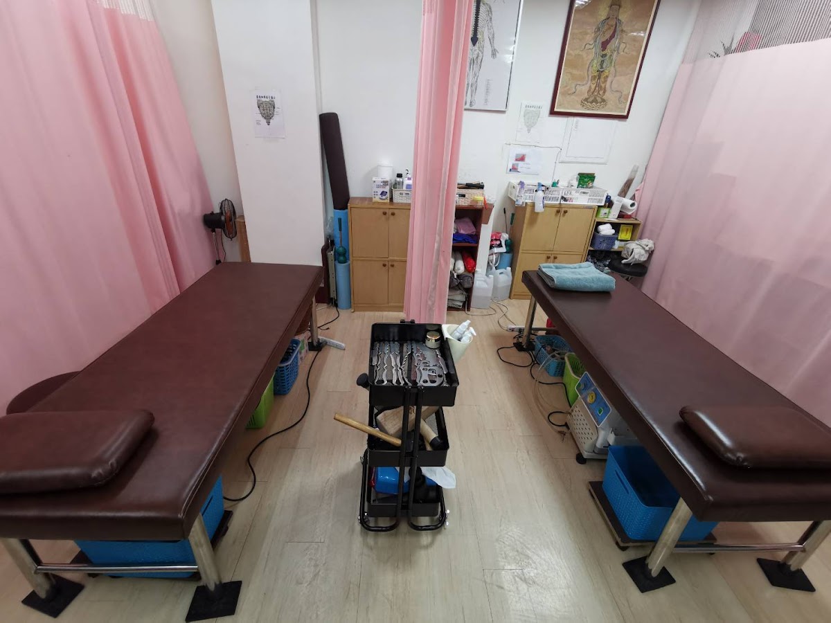 絡益筋膜保健中心＿總部［預約制］-龍井筋膜放鬆|骨盆調整|體態矯正|刮痧拔罐|肩頸放鬆|運動傷害|筋膜產品|筋膜放鬆教學 店內環境照片 8