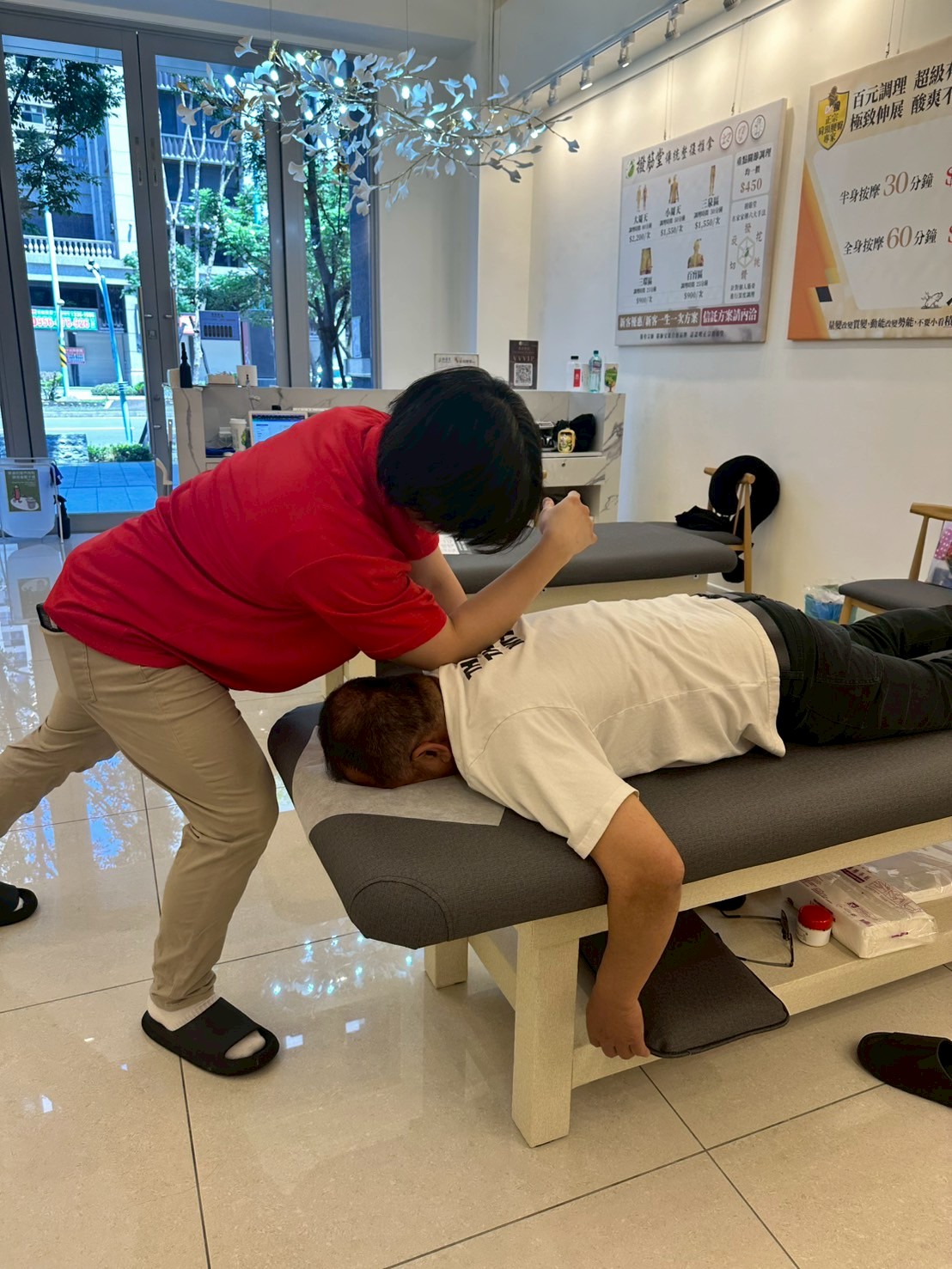 撥筋堂 桃園向陽店 店內環境照片 3