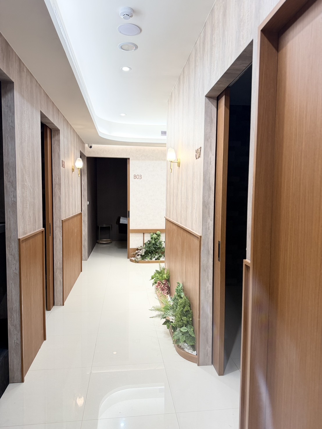 足浴｜全身油壓｜梵間足體芳療館-中山肩頸放鬆|推薦腳底按摩|足部按摩|經絡按摩|放鬆按摩|平價按摩 店內環境照片 5