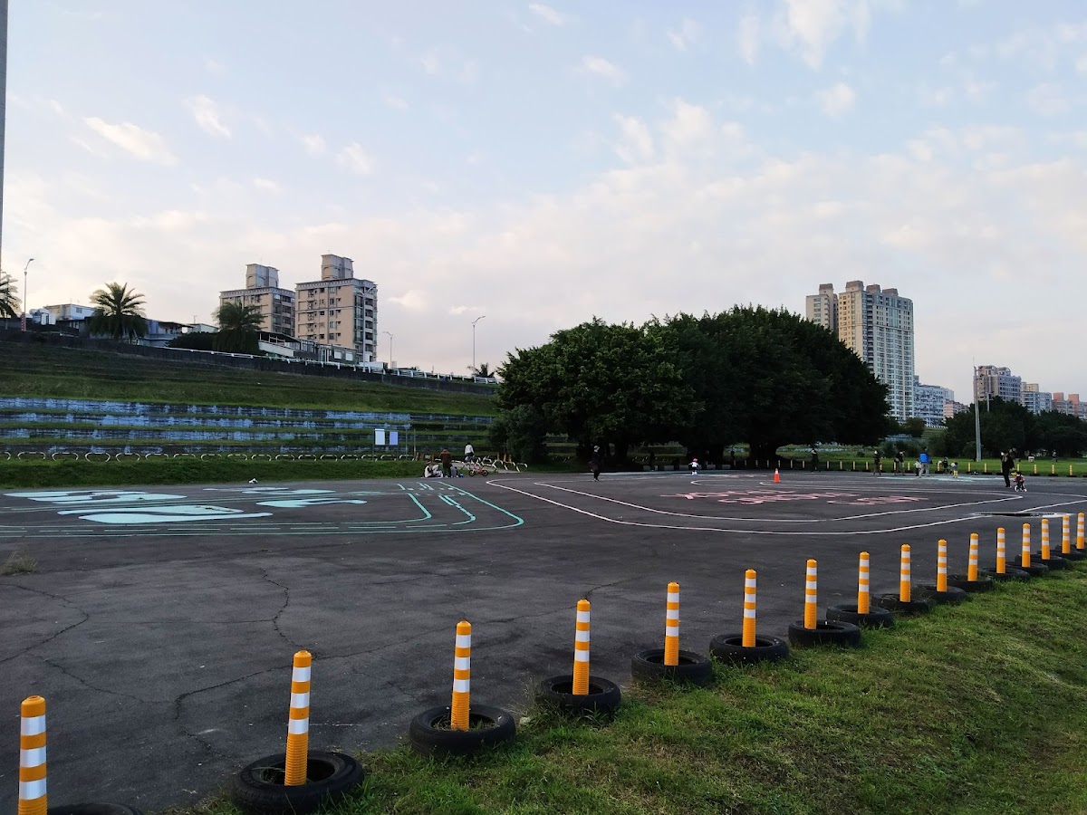 兒童超跑練習場 店內環境照片 3