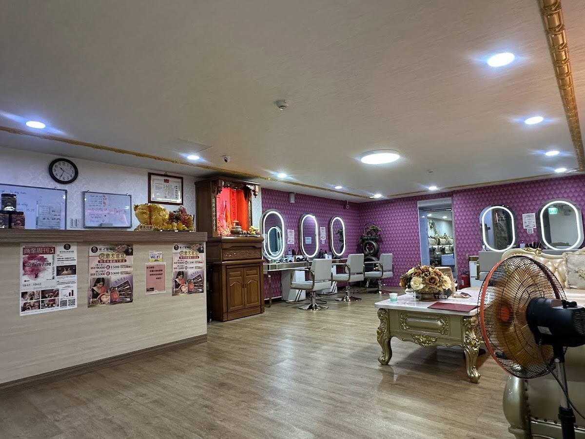 Rosa越式洗髮集團-台北總店 店內環境照片 3