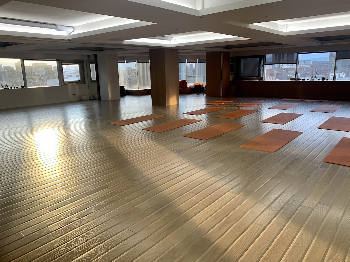 SPACE YOGA安和館 (明曜百貨 13F) 店內環境照片 3