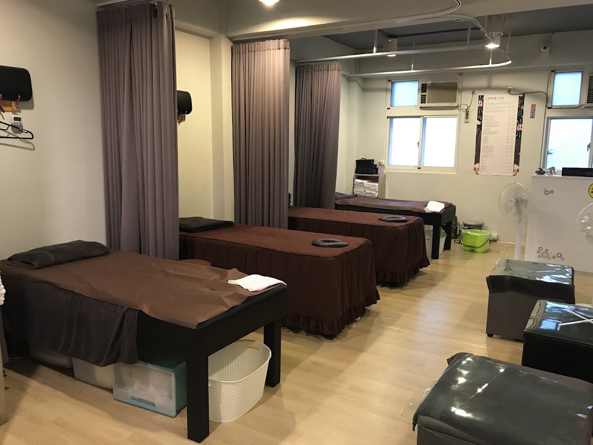 永樂（長樂按摩預約制）/精油Spa/全身按摩/腳底按摩/修凍甲/修腳皮/刮痧/拔罐/采耳/マッサージ/Massage 店內環境照片 5