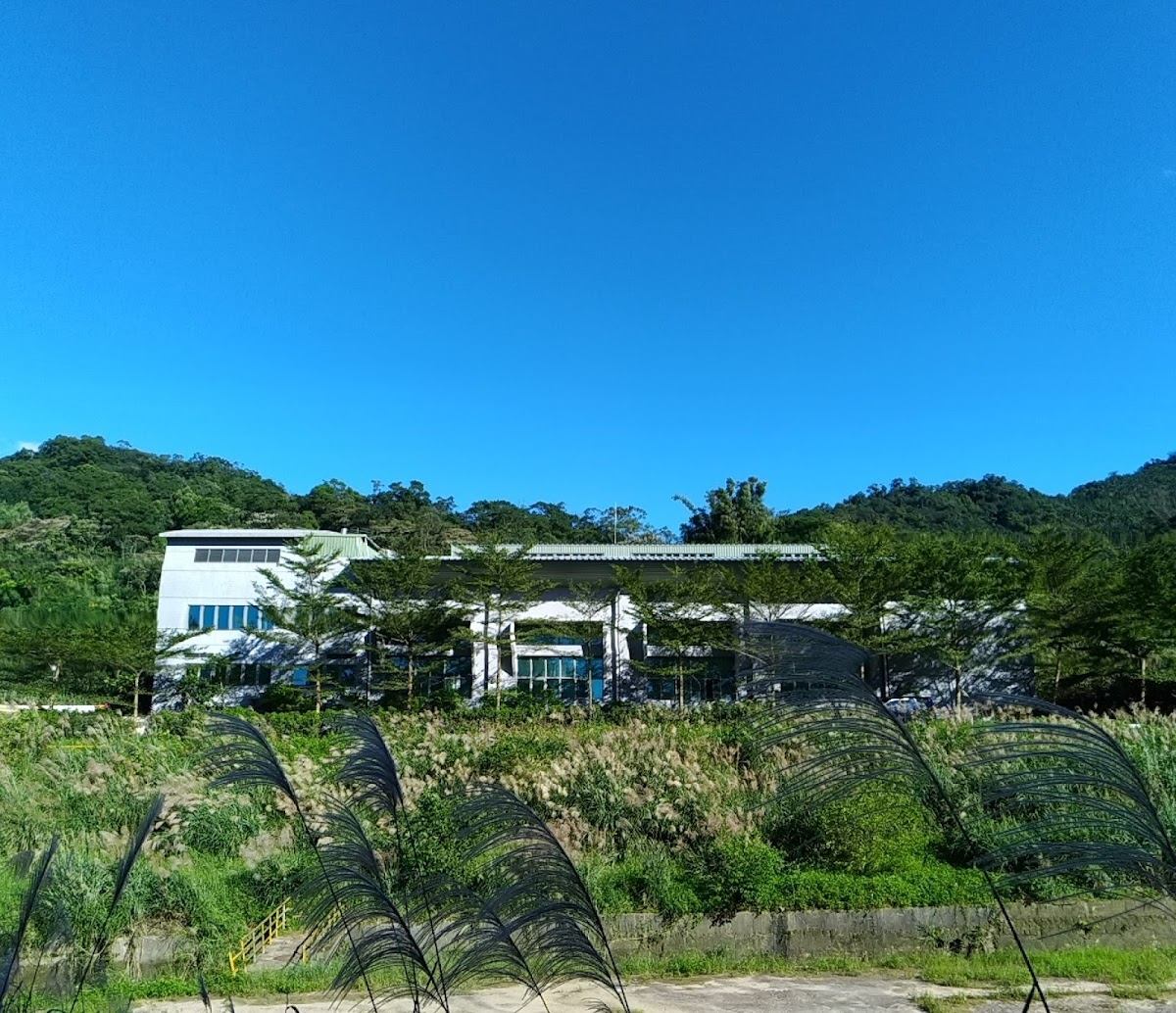 山豬窟游泳池 店內環境照片 4