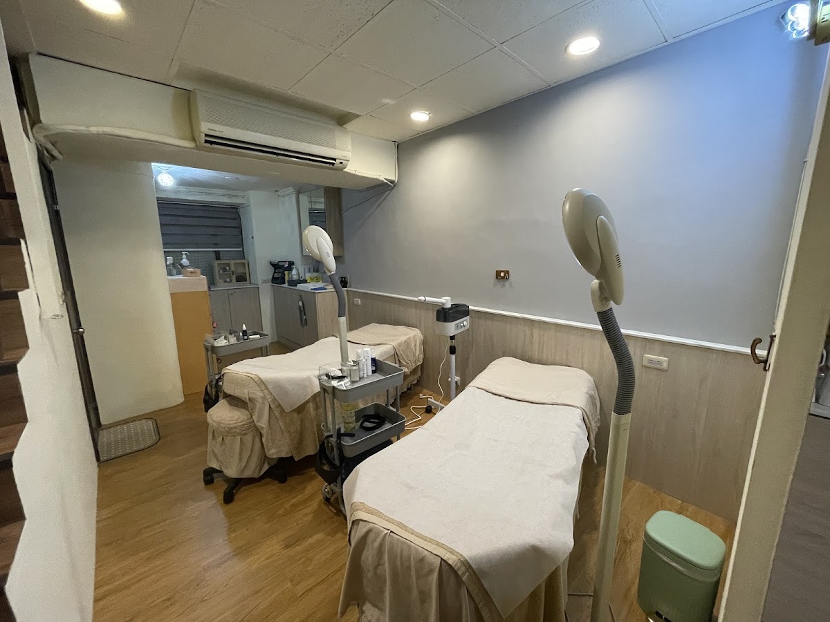 希桓容妍館 | Hoya南港店 | 南港做臉 |無痛清粉刺 | 肌膚保養 | 婚前保養 | 紓壓 | 敏感 | | 緊緻 | 東台北做臉&保養 店內環境照片 3