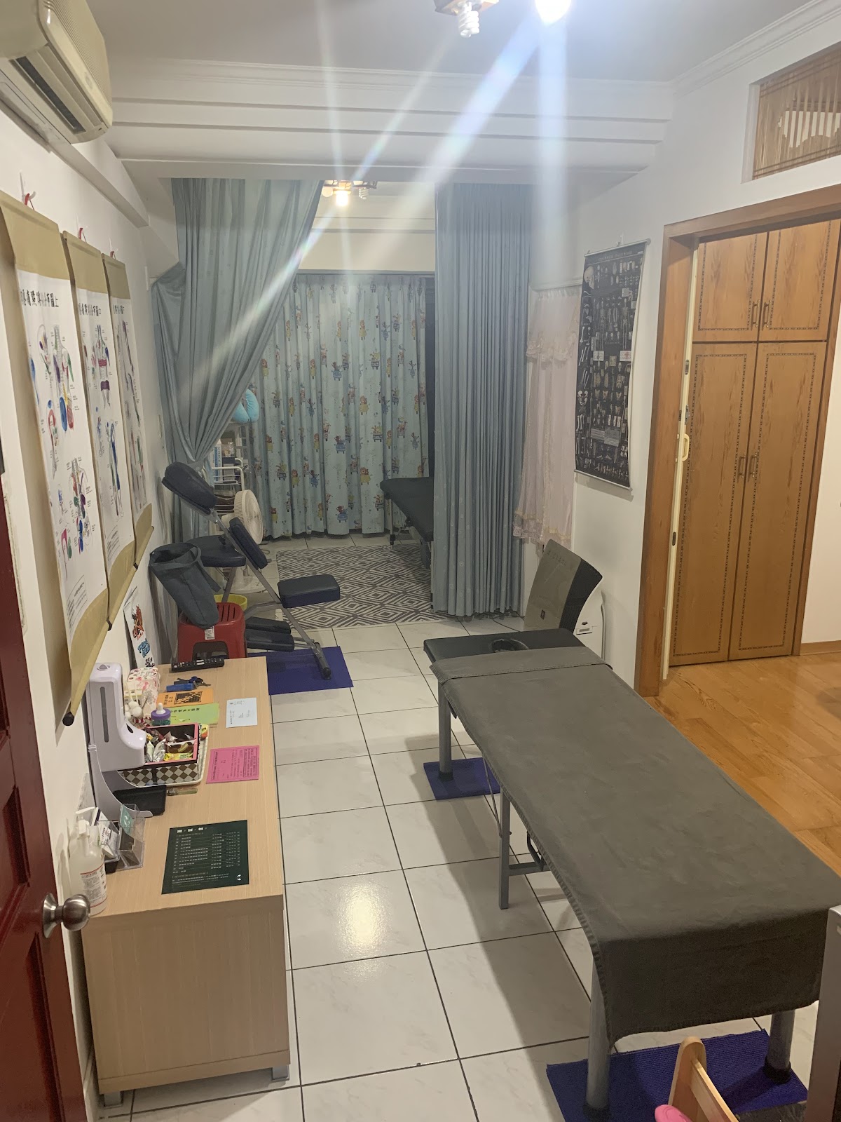 源氣堂傳統整復推拿 店內環境照片 4