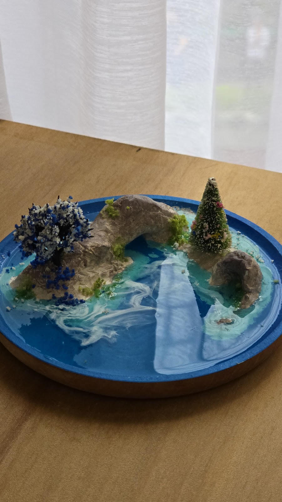 OneOnePaint（全預約制）手作地毯DIY/酒精墨水/浪花島嶼微景藝術/仙氣藝術背景畫布/壓克力石英砂肌理畫/霓虹燈/琉璃畫 店內環境照片 5