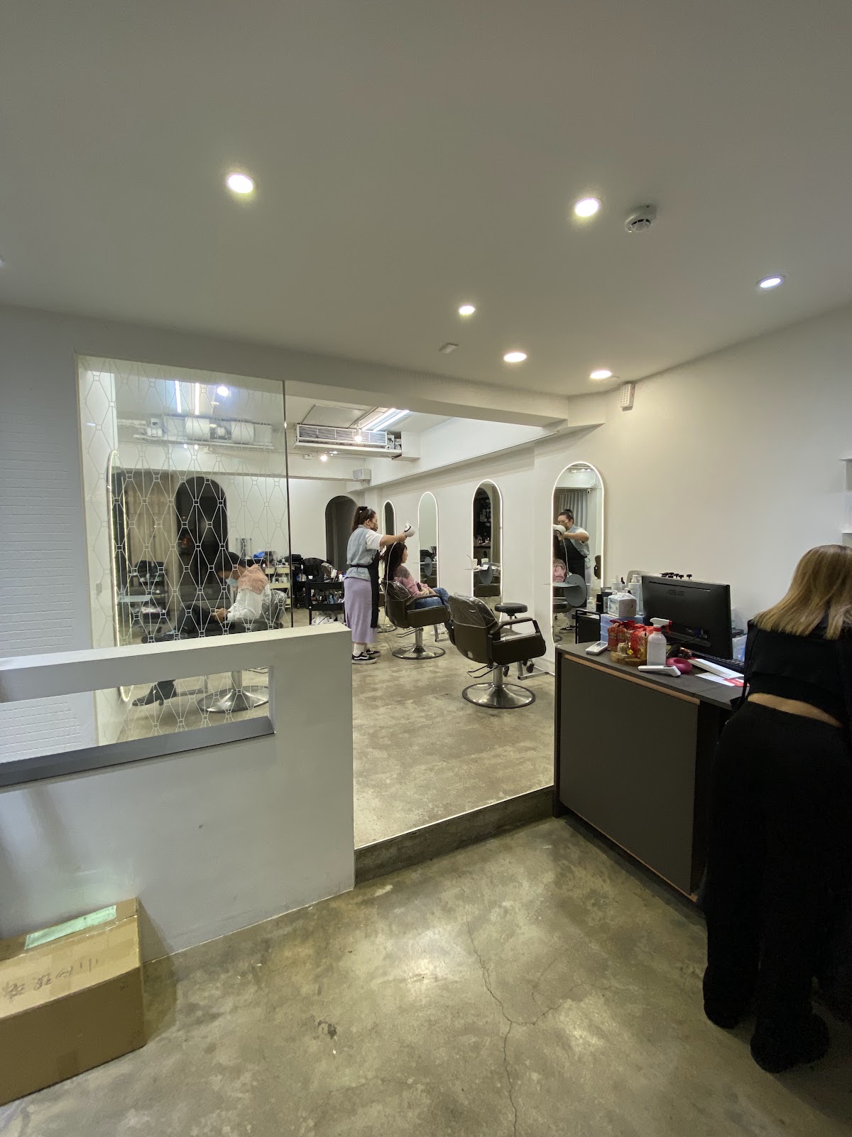好 HAIR SALON 店內環境照片 4
