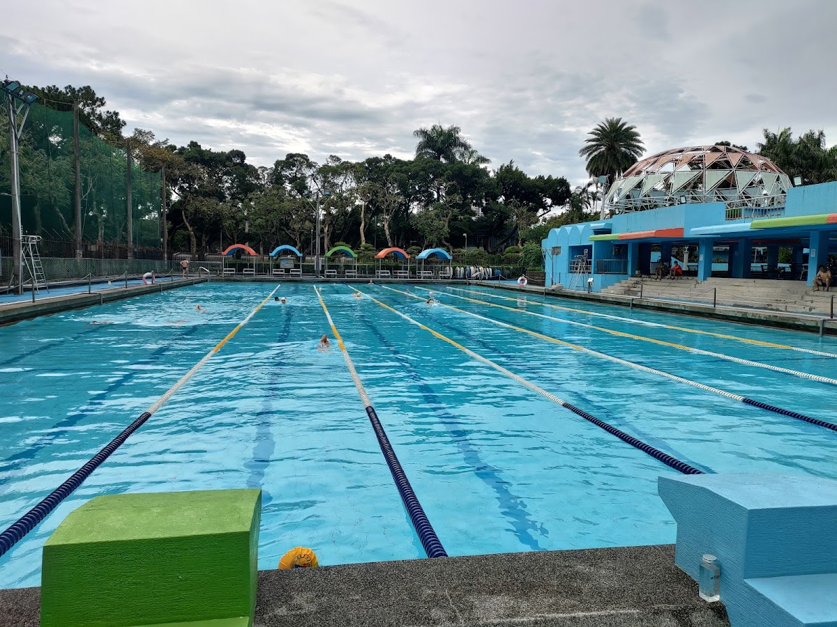 青年公園游泳池 店家封面照片