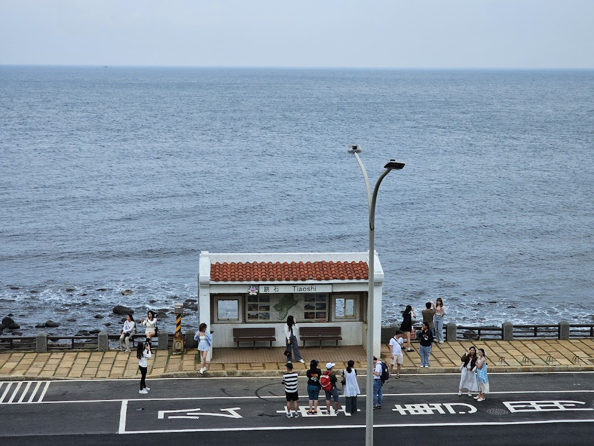 跳石海景公車站牌 店內環境照片 4