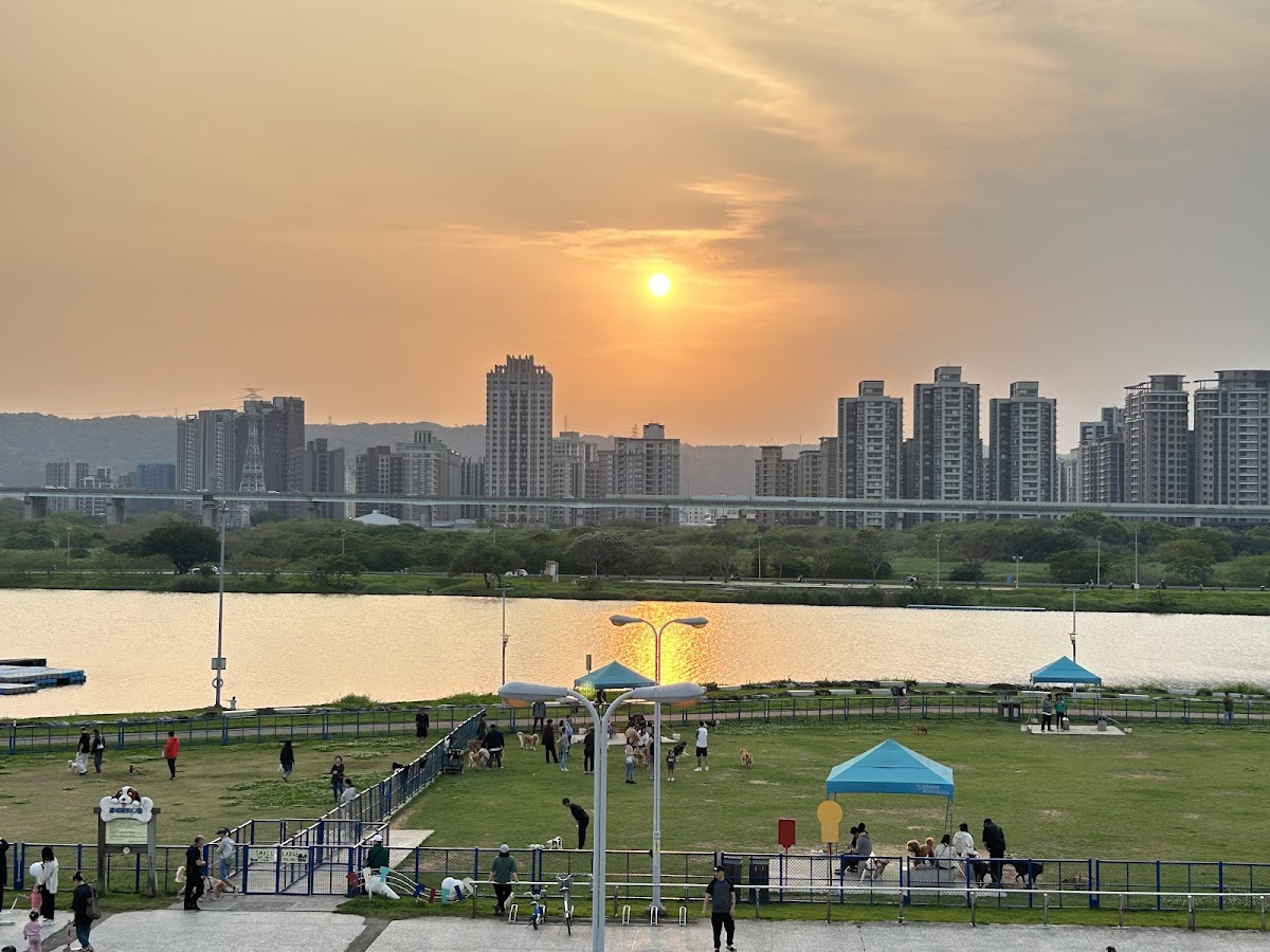 微風運河風帆及獨木舟基地 店內環境照片 2