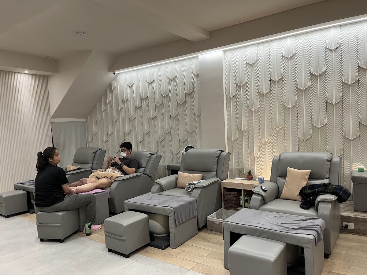 香榭SPA足體養生館-花蓮按摩推薦|腳底按摩|足體養生館|全身按摩|推薦養生館|平價按摩|花蓮spa|舒壓按摩|刮痧拔罐 店內環境照片 2