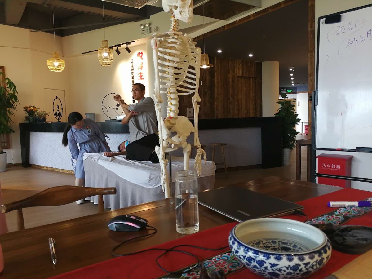黃師傅脊椎平衡美學 店內環境照片 5