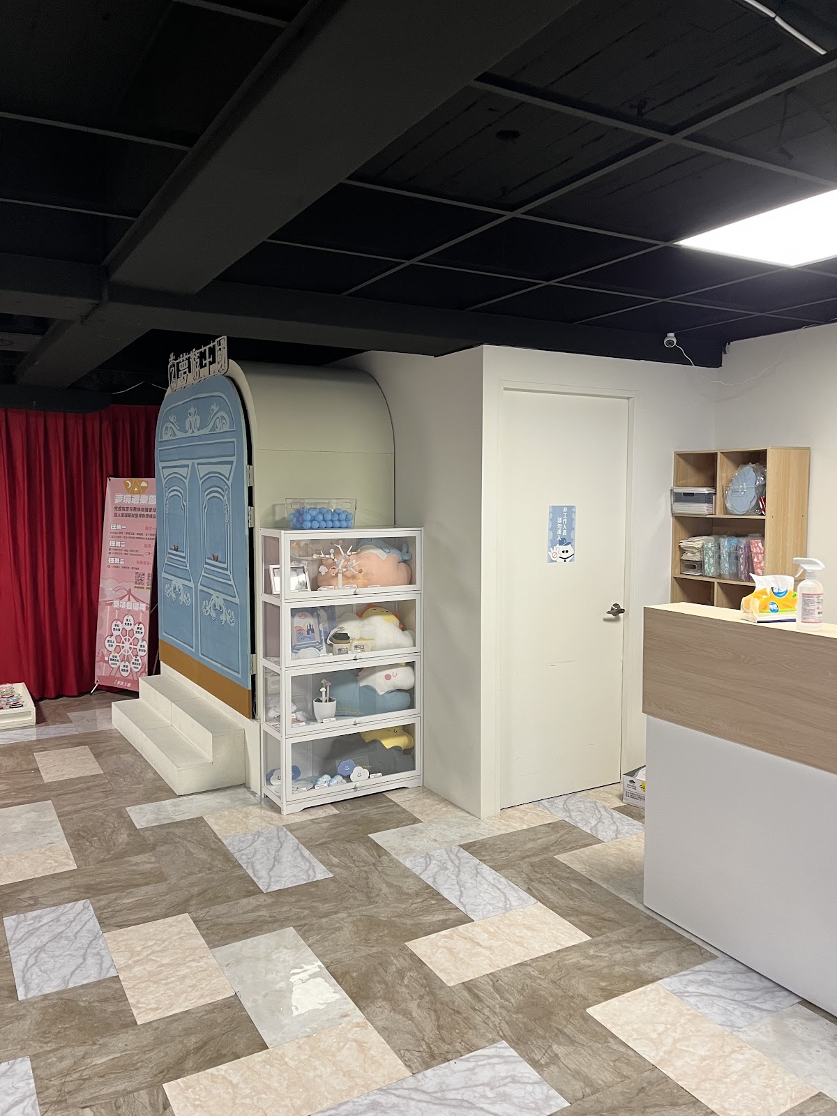 夢遊王國－旗艦館〔實境遊戲／密室逃脫／沉浸體驗〕 店內環境照片 3