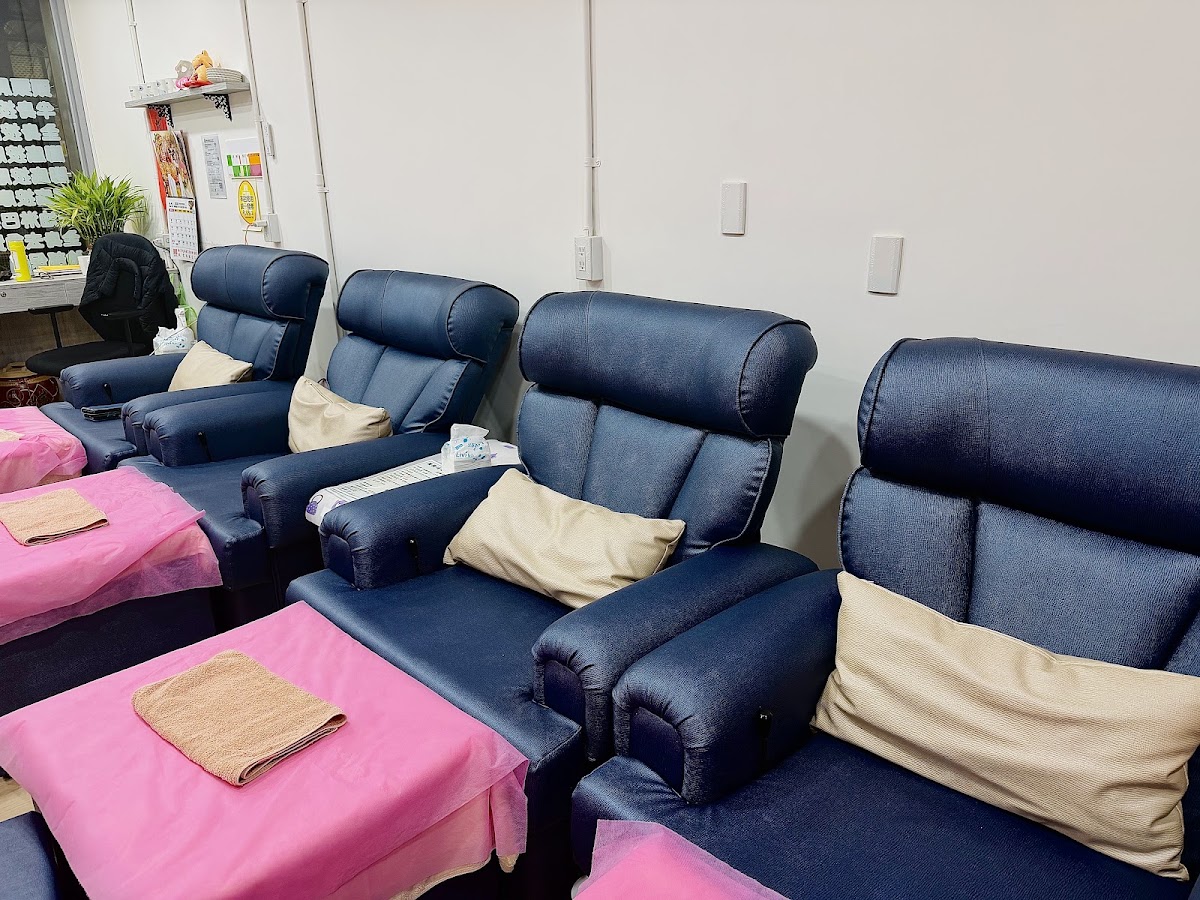 三霓養生會館｜Sunny Massage | 腳底按摩推薦 | 臉部保養 |人氣精油按摩 | 指壓按摩 | 刮痧拔罐 | 三重SPA 推拿 | 筋絡舒壓｜Body massage ,foot massage,マッサージ 店家封面照片