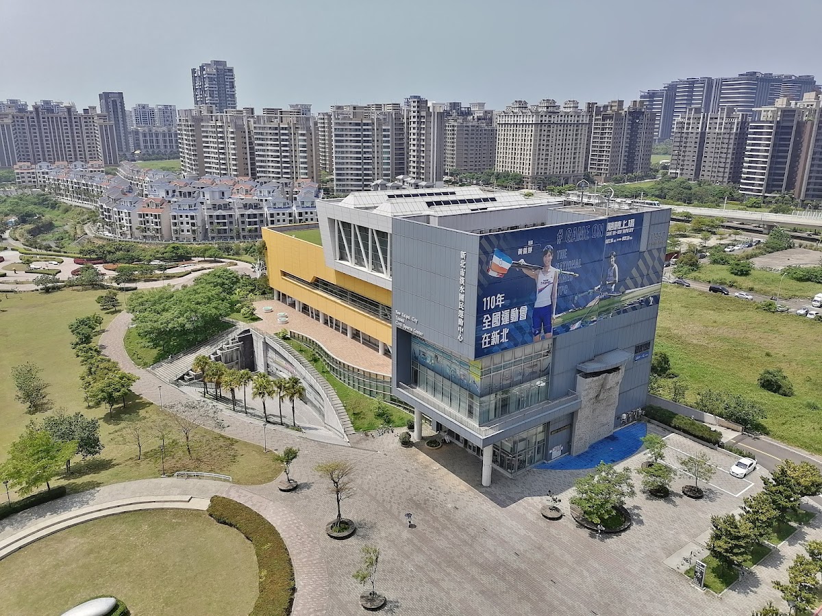 新北市淡水國民運動中心 店內環境照片 3