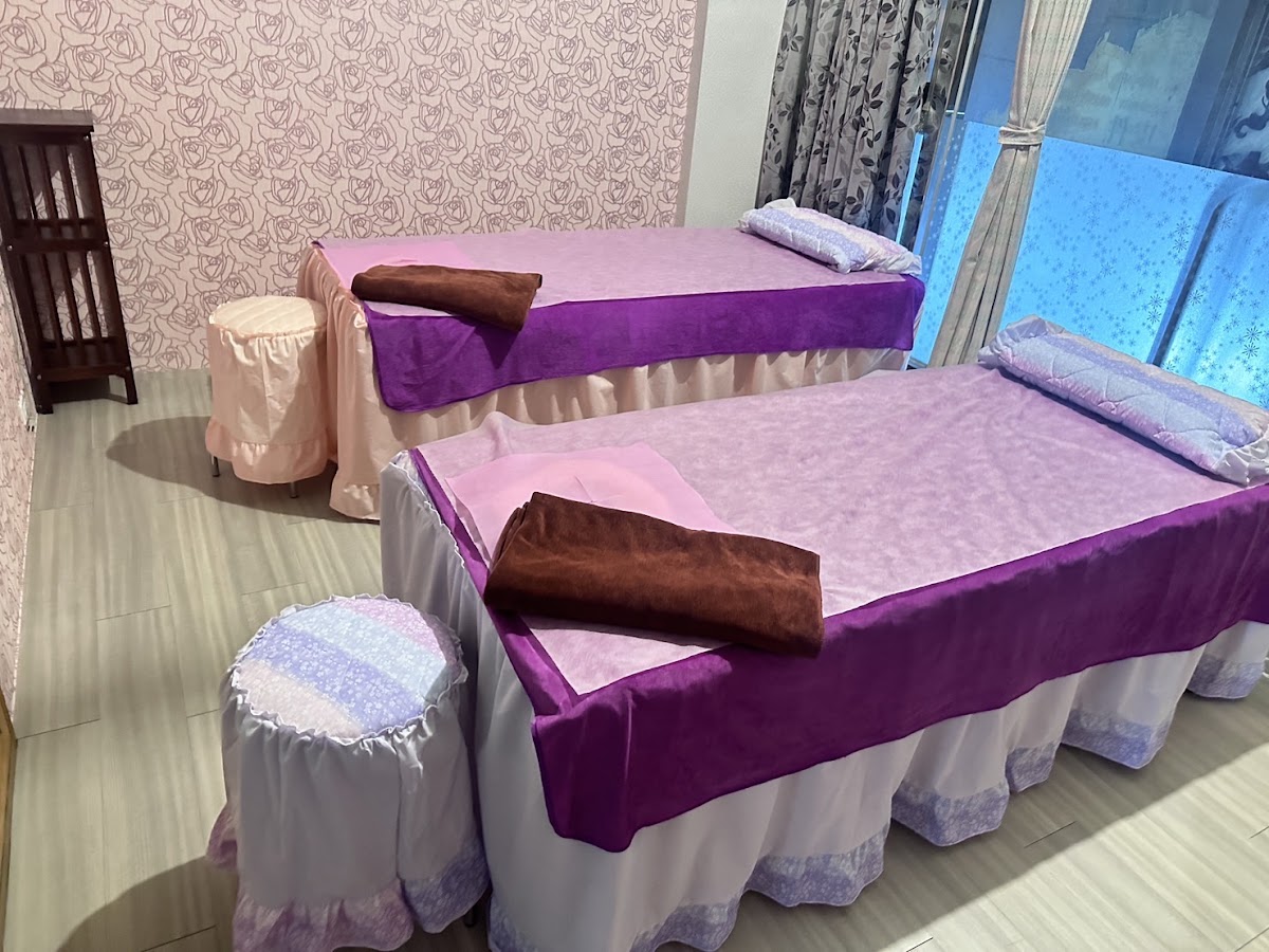 足滿足休閒足體 養生館／宜蘭按摩／羅東按摩／全身按摩／腳底按摩／筋膜刀按摩／修腳皮／修雞眼／修凍甲／massage／羅東按摩推薦／筋傷按摩 店內環境照片 4