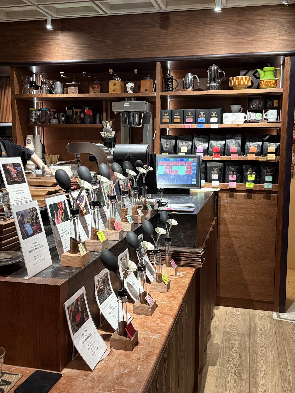 RUFOUS COFFEE ROASTERS 2 店內環境照片 2