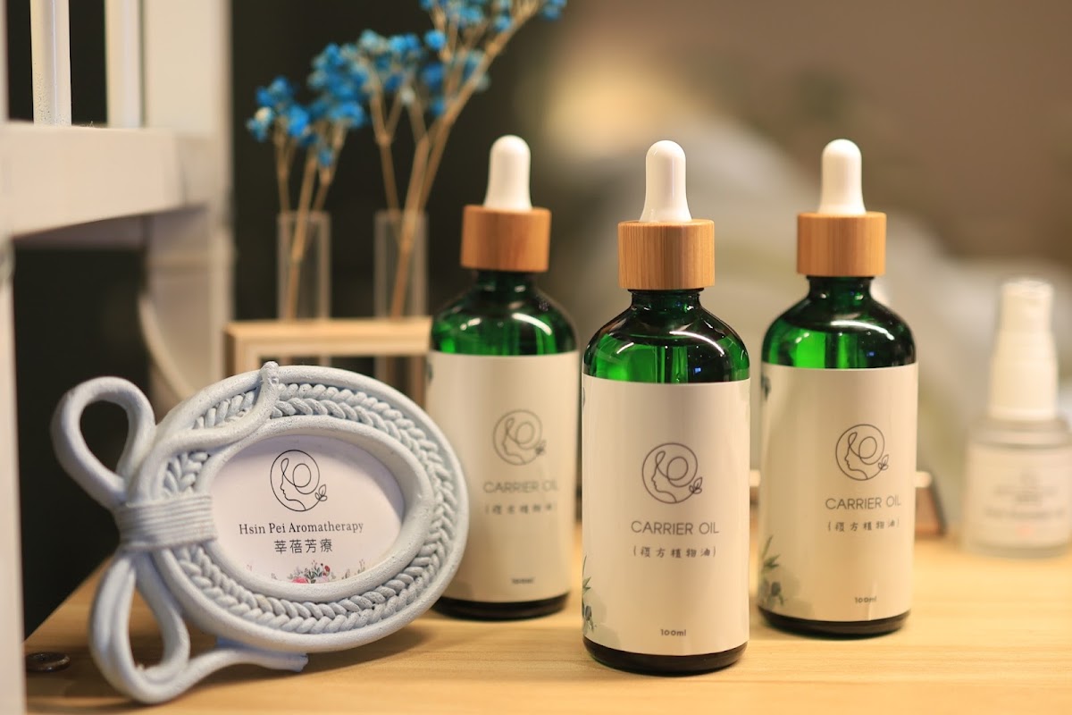 莘蓓芳療 Hsin Pei Aromatherapy-身體油壓指壓按摩|腿部消水腫|頭部放鬆|孕婦按摩|美胸精油SPA|美容做臉|新北板橋區|府中捷運站 店內環境照片 4