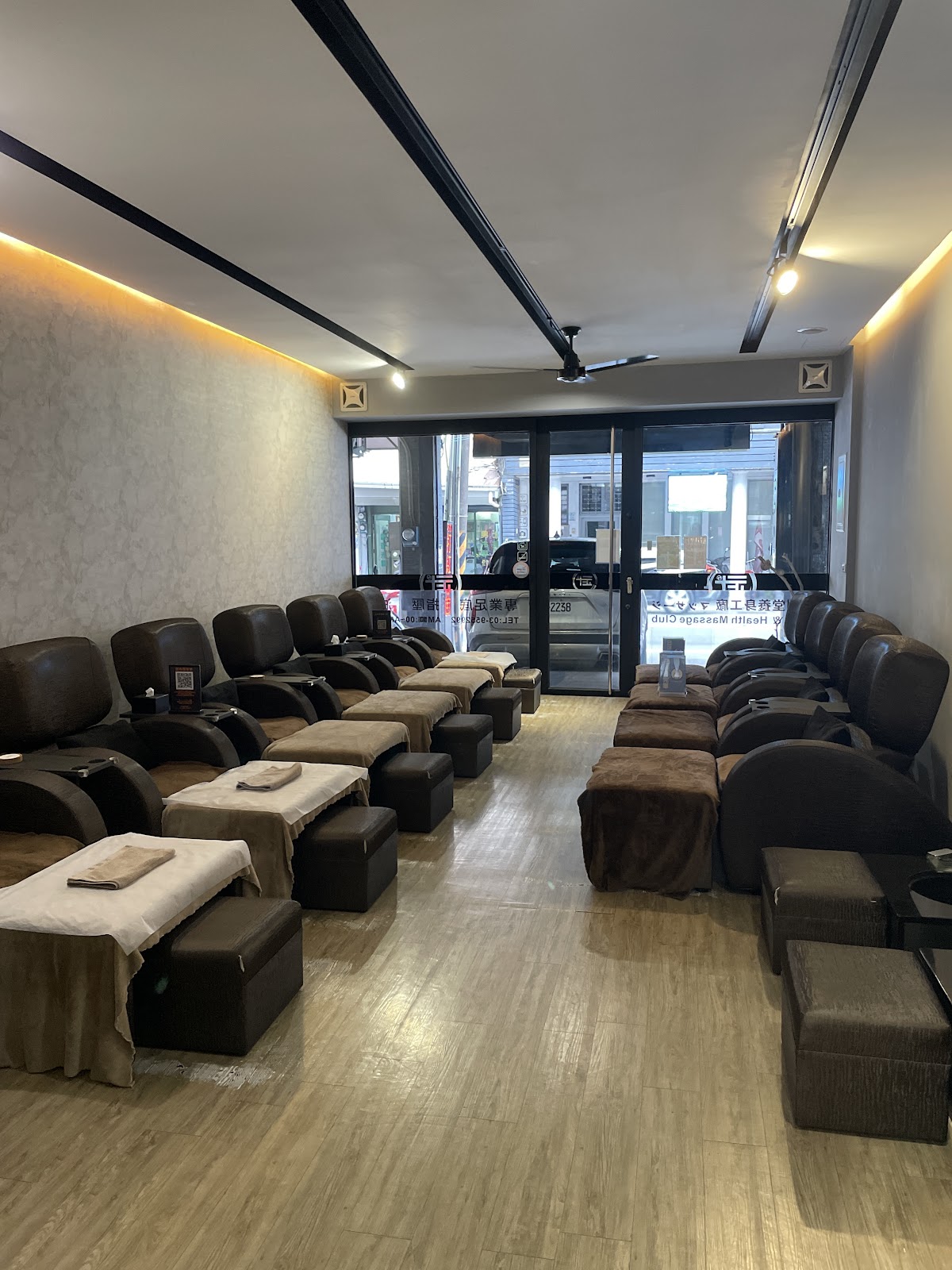 武淵堂足體養身工廠 店內環境照片 2