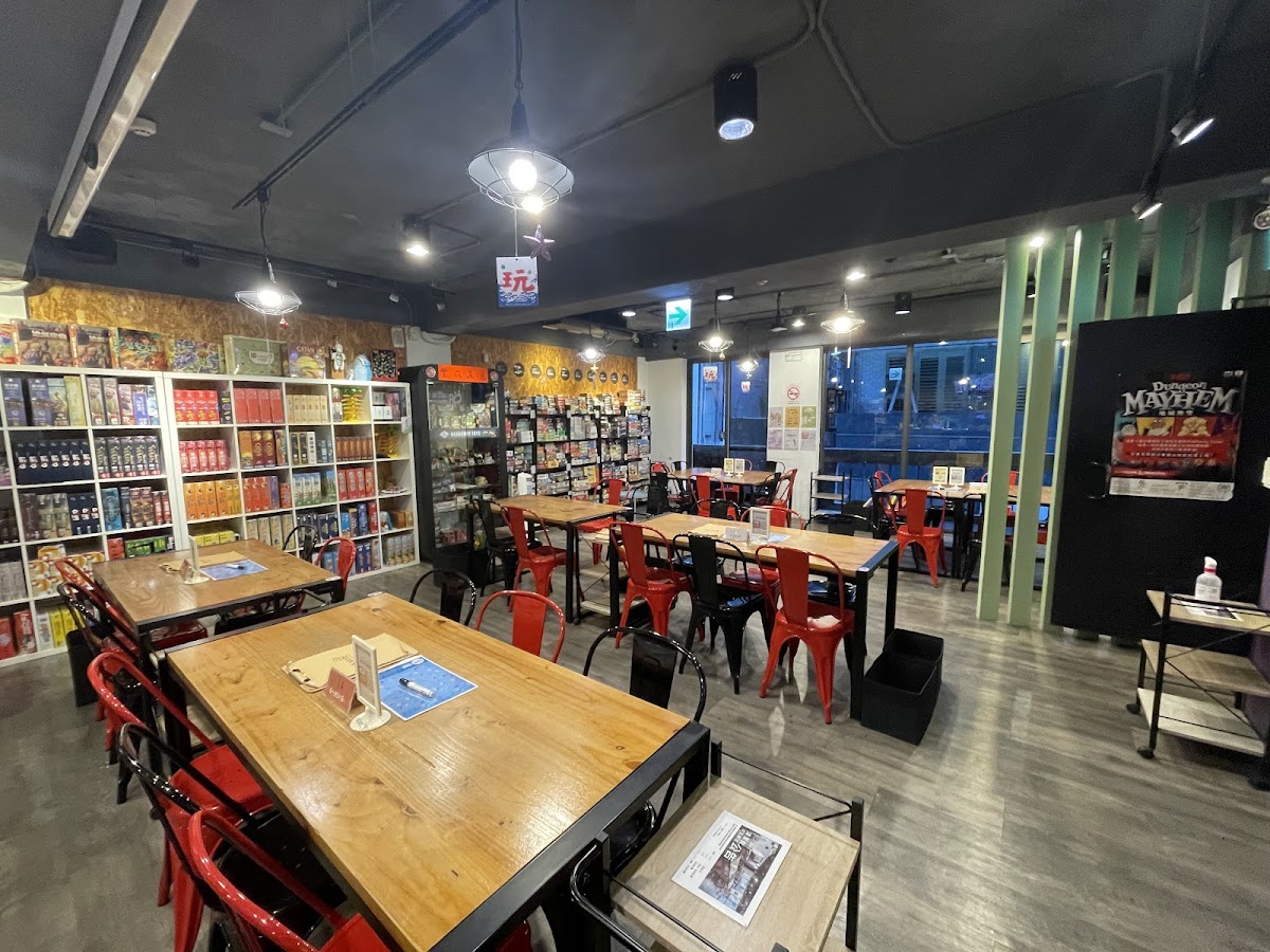 Game Square 遊戲平方桌遊店 | 中山捷運站舒適桌遊店｜超過七百款桌遊可以玩 ｜ 台北推薦 | 店家封面照片