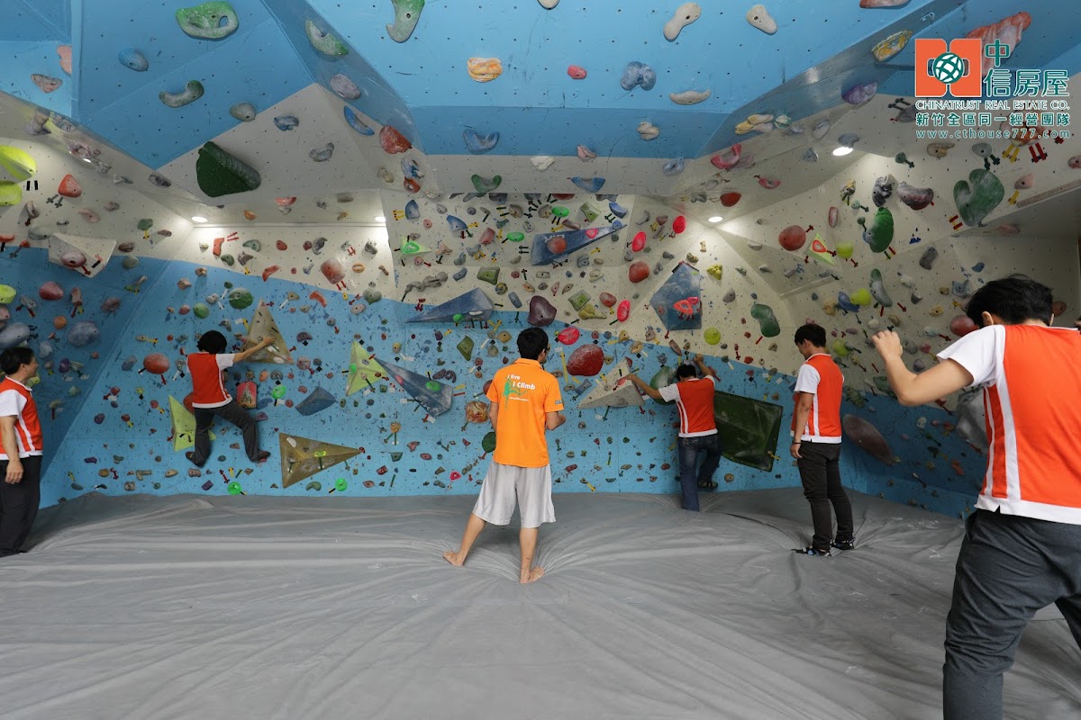 iClimb風城攀岩館-成功館 店內環境照片 4