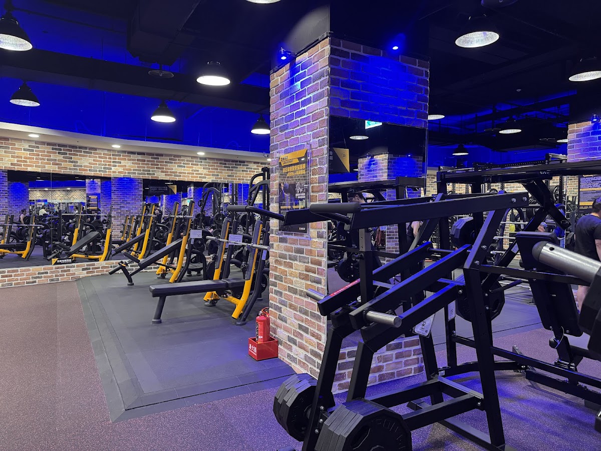 健身工廠 Fitness Factory 安和廠 店內環境照片 3
