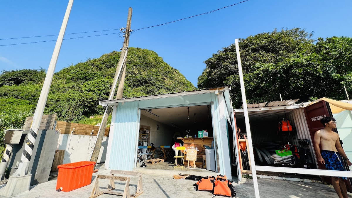 寶島野孩子龍洞SUP立槳中心 店內環境照片 3