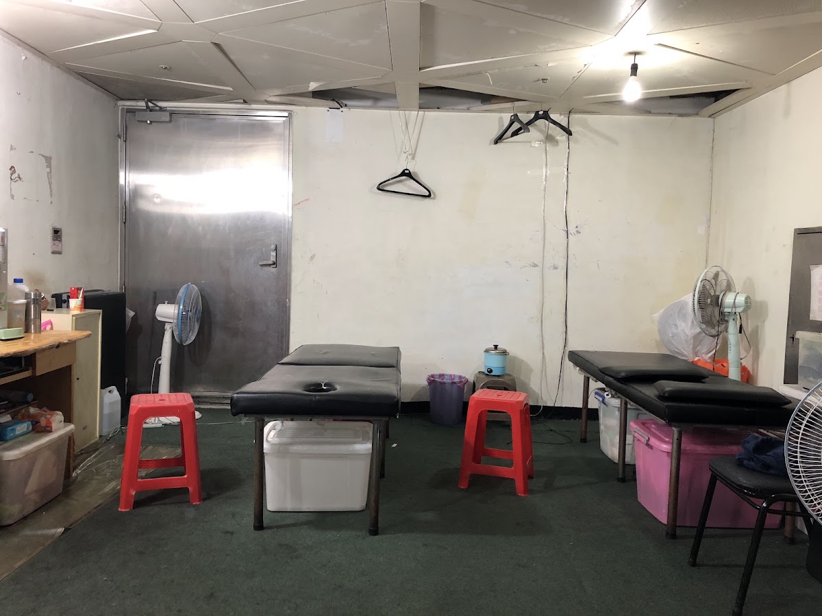 奕成視障專業按摩/龍山寺地下街 店內環境照片 2