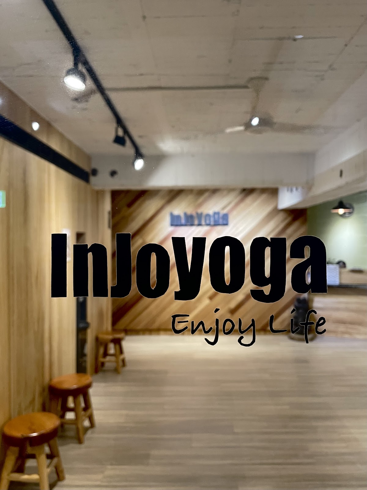 InJoyoga台中 瑜伽 熱瑜伽 店內環境照片 3