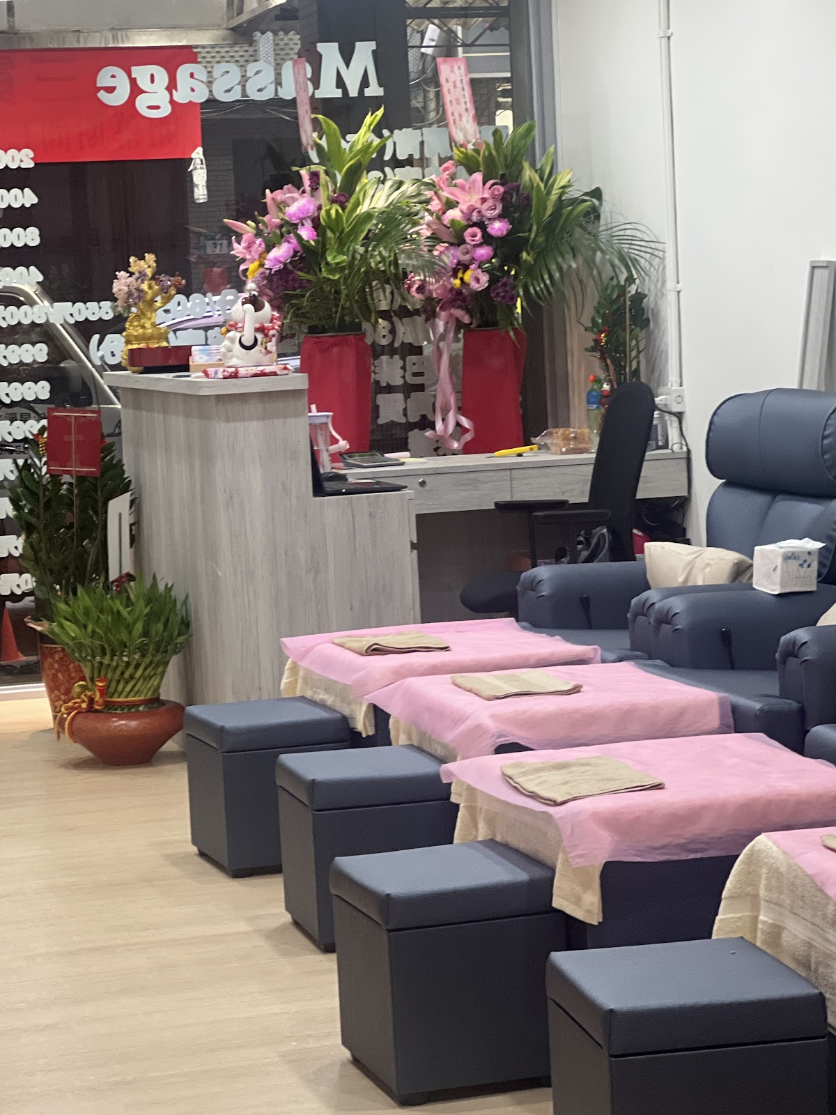 三霓養生會館｜Sunny Massage | 腳底按摩推薦 | 臉部保養 |人氣精油按摩 | 指壓按摩 | 刮痧拔罐 | 三重SPA 推拿 | 筋絡舒壓｜Body massage ,foot massage,マッサージ 내부 사진 4