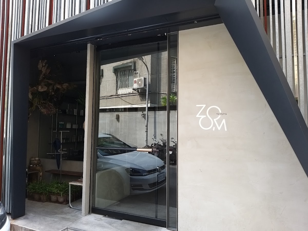 Zoom Hair Styling 店內環境照片 4