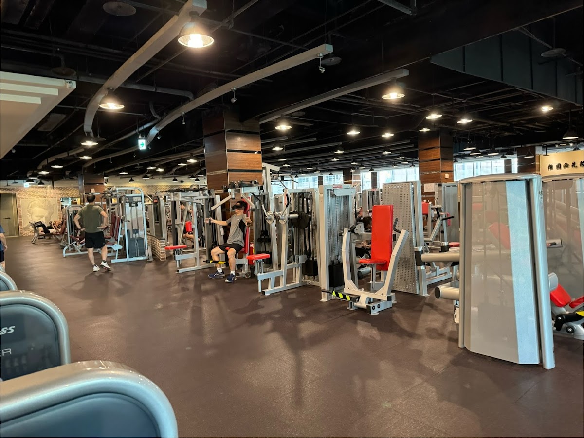 健身工廠 Fitness Factory 信義廠 店內環境照片 3