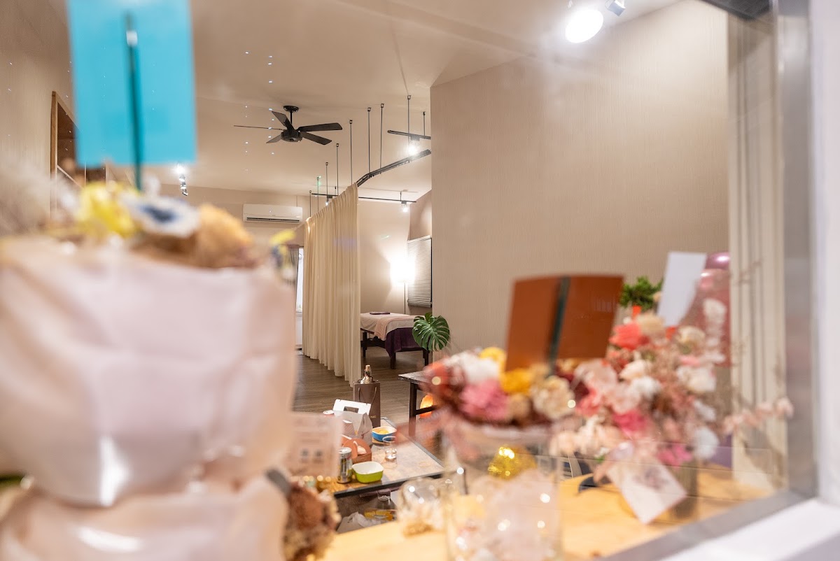 弈想空間 心美學 Beauty Studio（精油按摩/臉部保養/耳燭） 店內環境照片 5