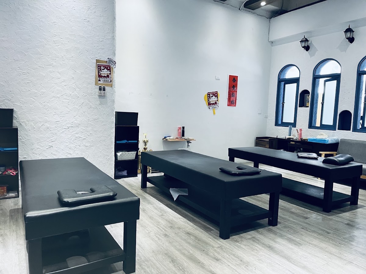 展毅傳統整復推拿 預約用LINE 店內環境照片 3