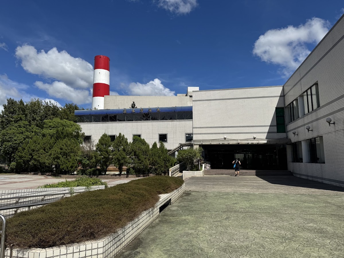 內湖焚化爐附設游泳池 店內環境照片 2