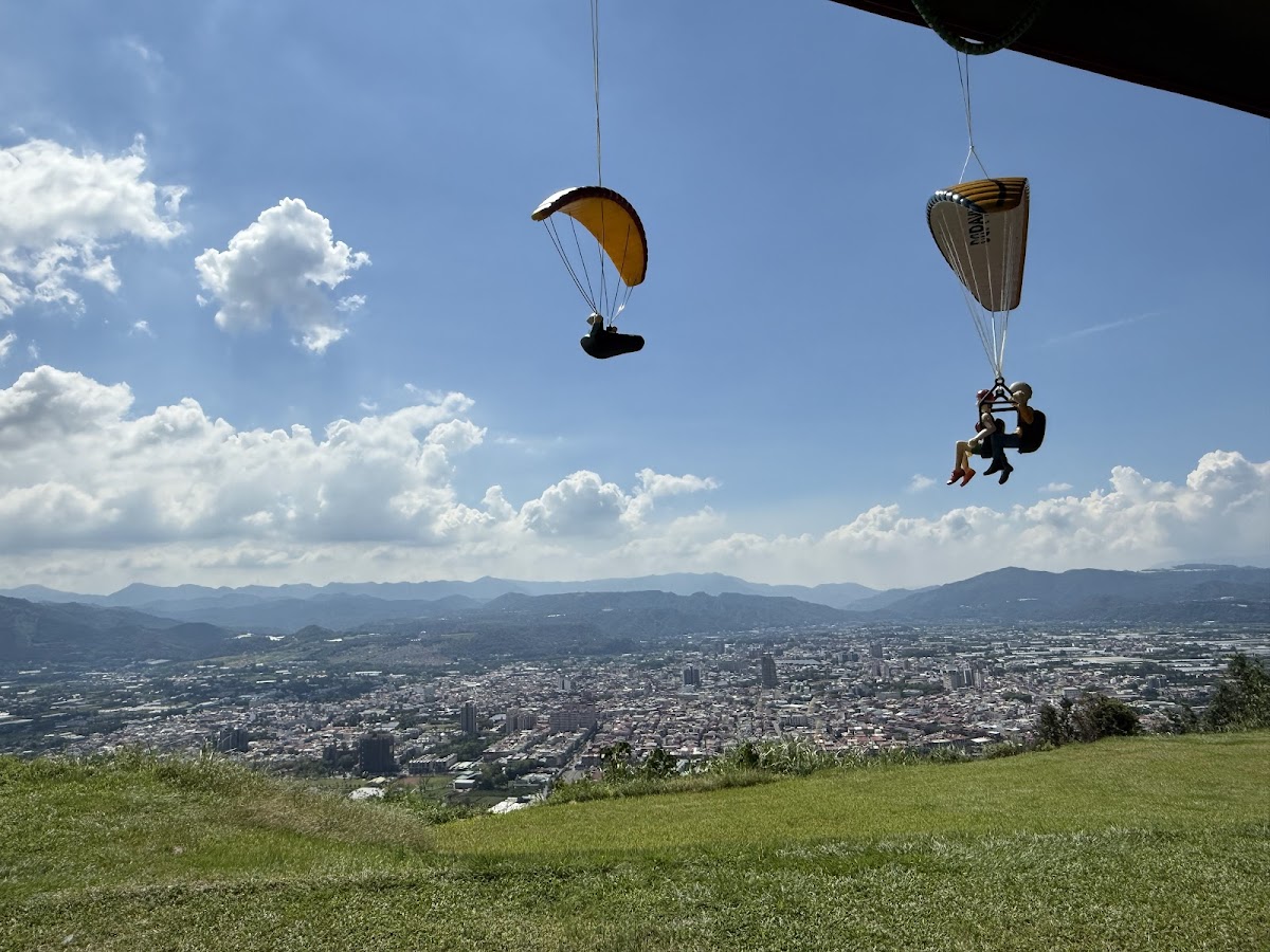 滑翔傘體驗中心（現場購票／線上預約）飛行傘體驗 Puli Paragliding 店內環境照片 5