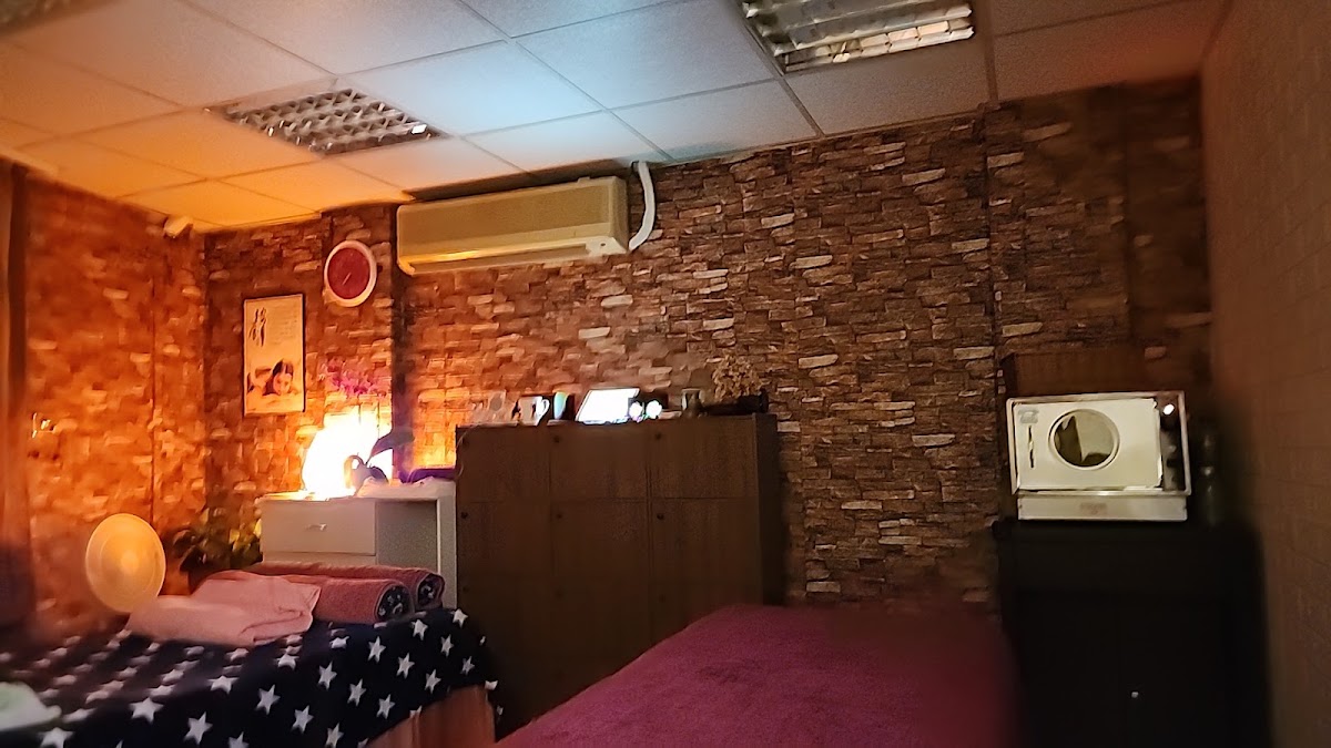黃師傅精油SPA舒壓按摩館foot massage（可到府服務） 店內環境照片 3