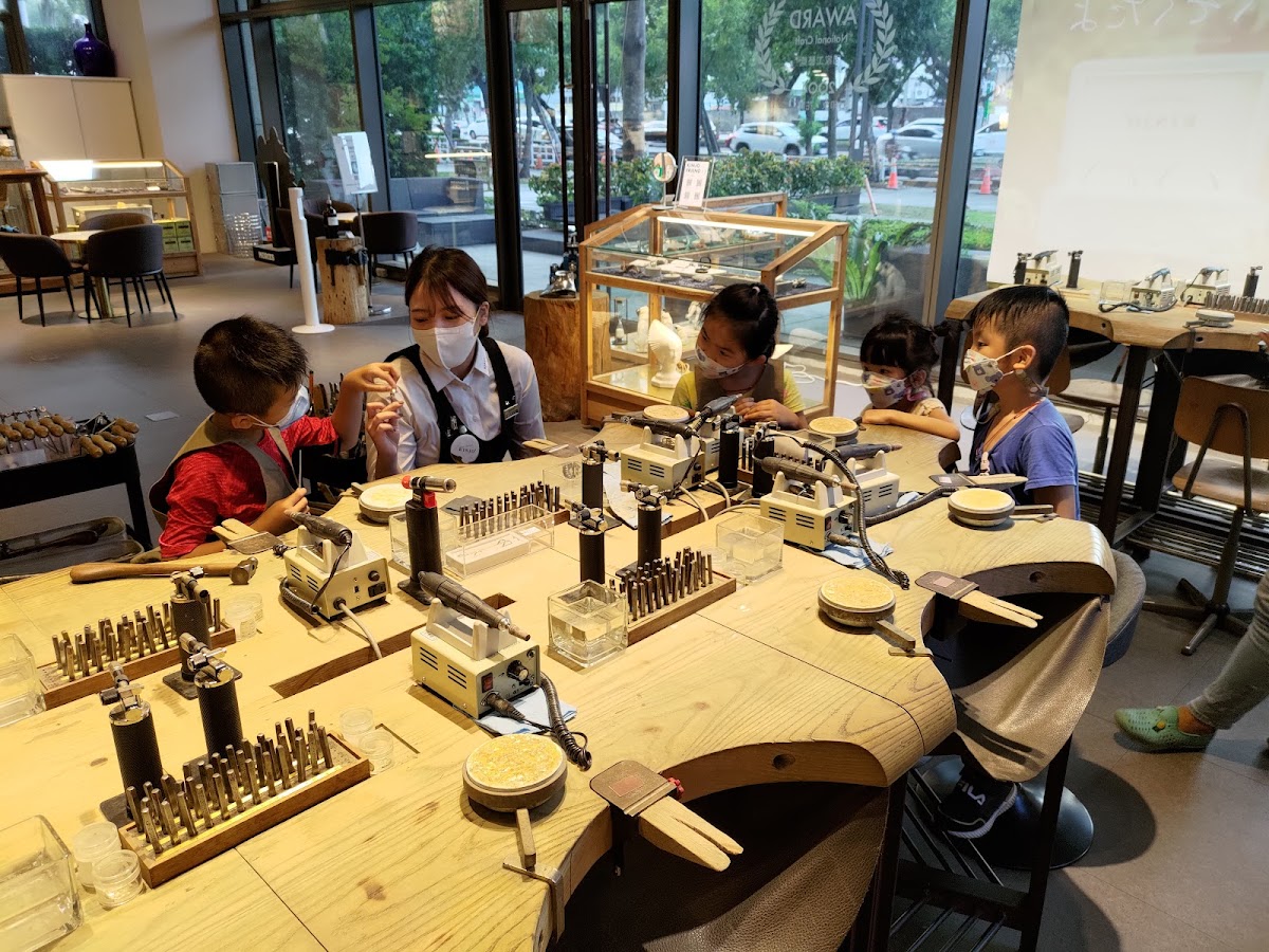 Kinjo草山金工-官邸總店 店內環境照片 3