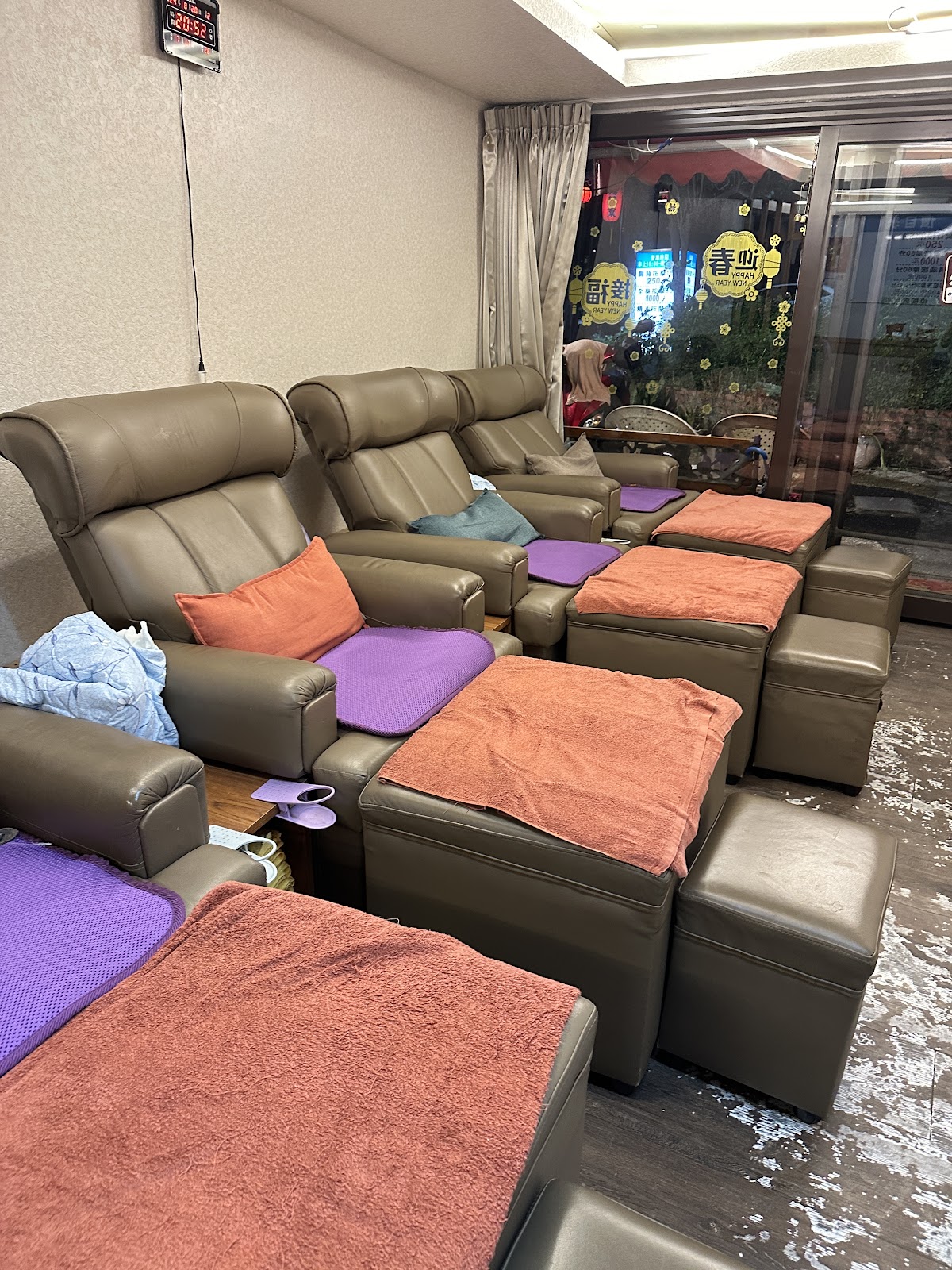 湧泉足體健康按摩（請先來電） 店內環境照片 4