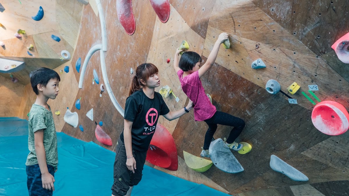 原岩攀岩館-萬華店 T-UP Climbing Gym-Wanhua 店內環境照片 6