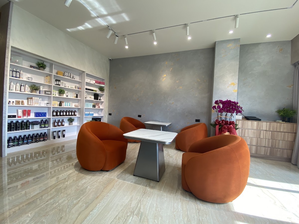 VIVISPA宜蘭縣政店 宜蘭按摩/宜蘭spa按摩推薦 /宜蘭做臉推薦/粉刺面皰/問題肌膚護理/宜蘭按摩推薦 店內環境照片 3